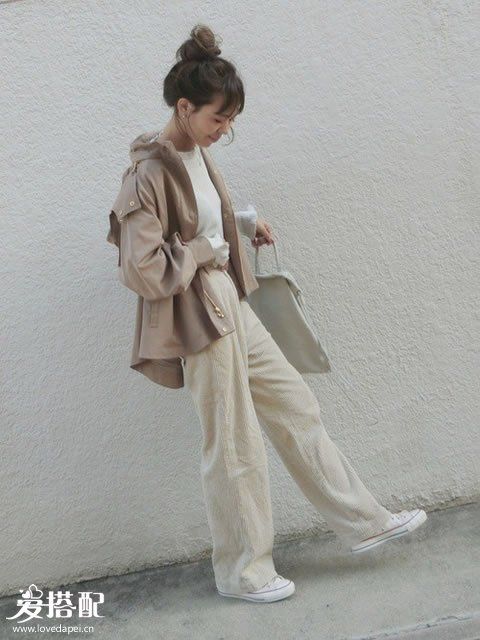 春季米色小清新穿搭，秒變氣質(zhì)鄰家女孩